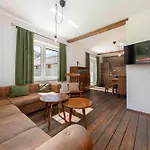 Nyaraló Dolodge Homestead & Camper Parking Kolpa River Canyon