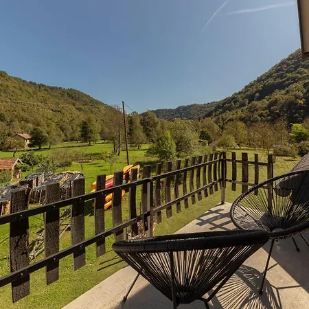 펜션 Dolodge Homestead In The Kolpa River Canyon Stari Trg ob Kolpi