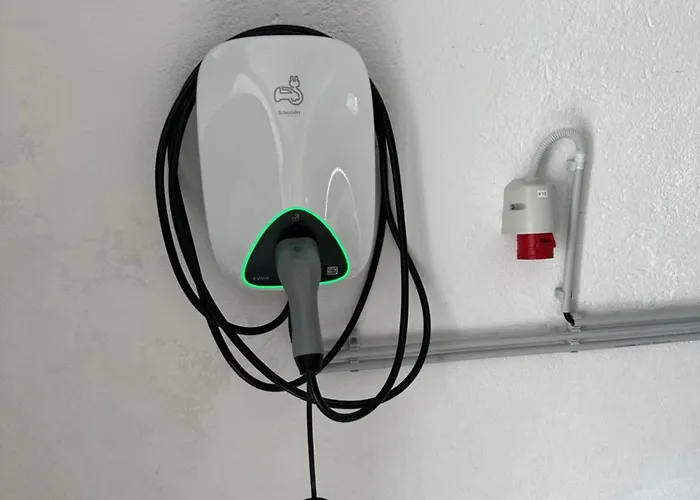 Dolodge Homestead & Camper Parking Kolpa River Canyon Σπίτι διακοπών *