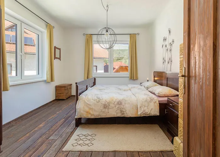 Dolodge Homestead & Camper Parking Kolpa River Canyon * Stari Trg ob Kolpi