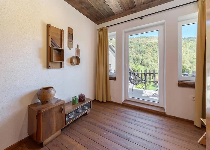 Dolodge Homestead & Camper Parking Kolpa River Canyon * Stari Trg ob Kolpi